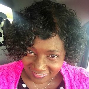 Meet your Posher, Katrenia